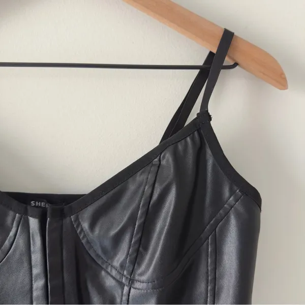 Shein Black Faux Leather Crop Top Corset Adjustable Spaghetti Straps Halloween S - Image 6