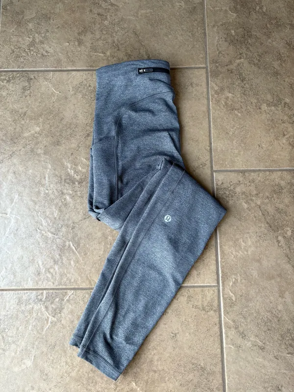 Lululemon Hi-Rise 28” Inseam Leggings - Image 3