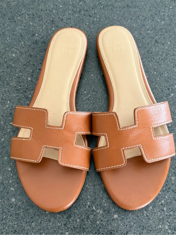 Crown & Ivy Tan  Cutout Slide Mules size 7 - Image 3
