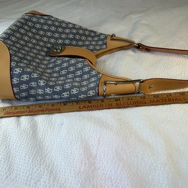 Vintage Dooney & Bourke Baby Blue Signature Crescent Hobo Shoulder Bag Y2K Purse - Image 10