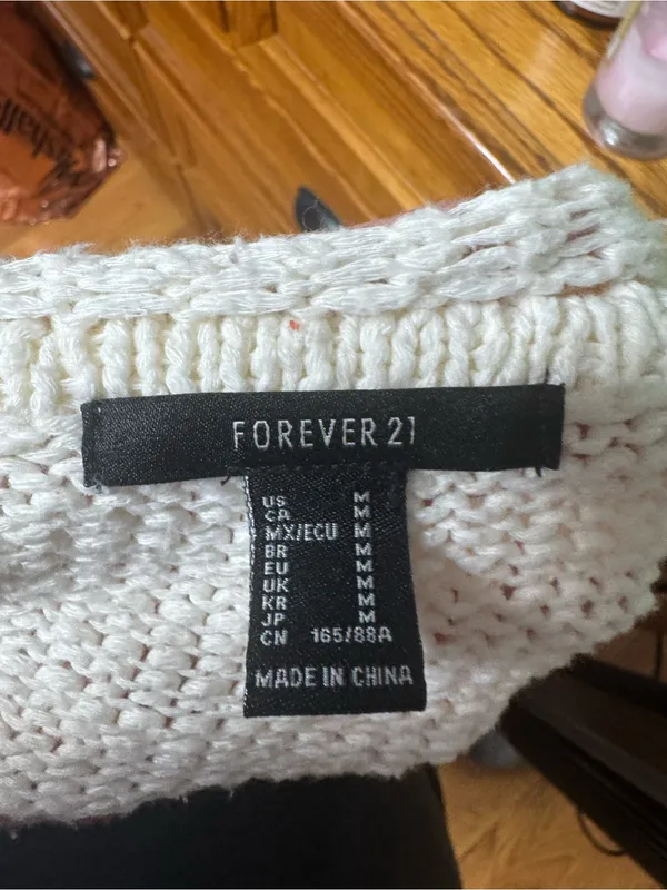 Forever 21 sweater - Image 3