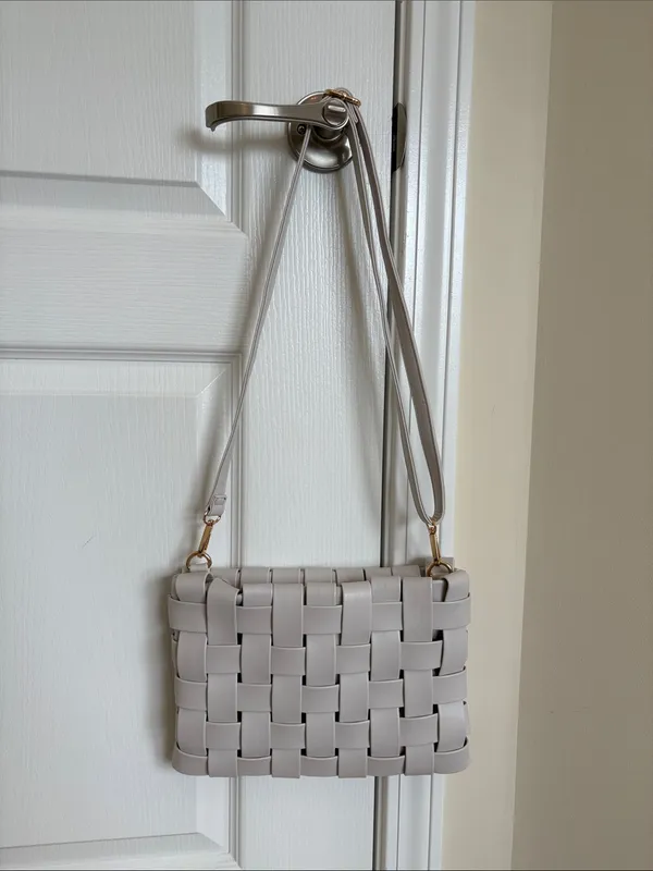 Anthropologie Lindy Woven Clutch Cream crossbody - Image 4