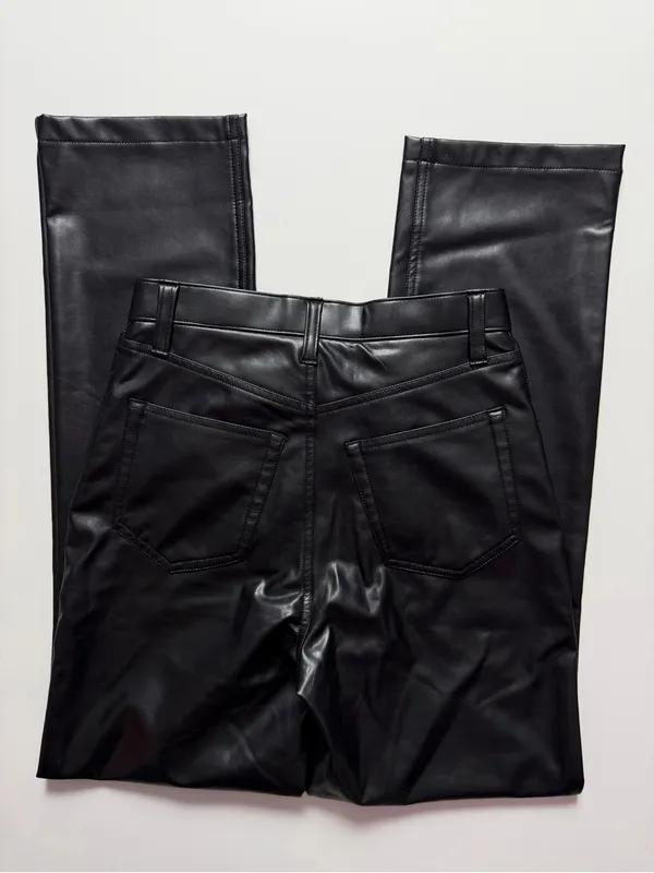 NWT Abercrombie & Fitch 90s Straight Vegan Leather Pants, Black, Size 27/4L - Image 3