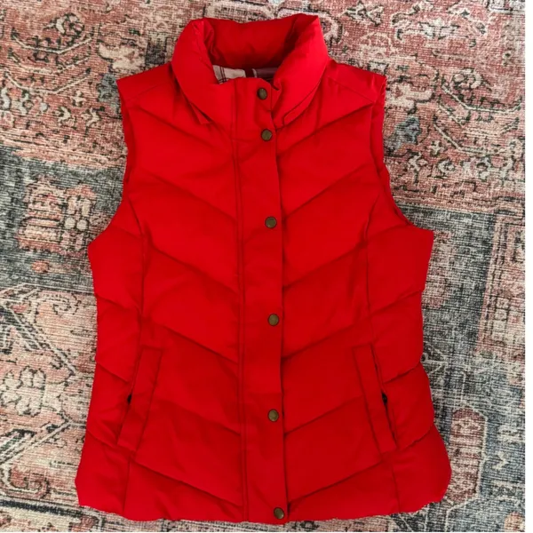 Gap Winter Edition Y2k Red Puffer Vest Chevron Quilted Small Outdoors Cozy Cabin - Image 2
