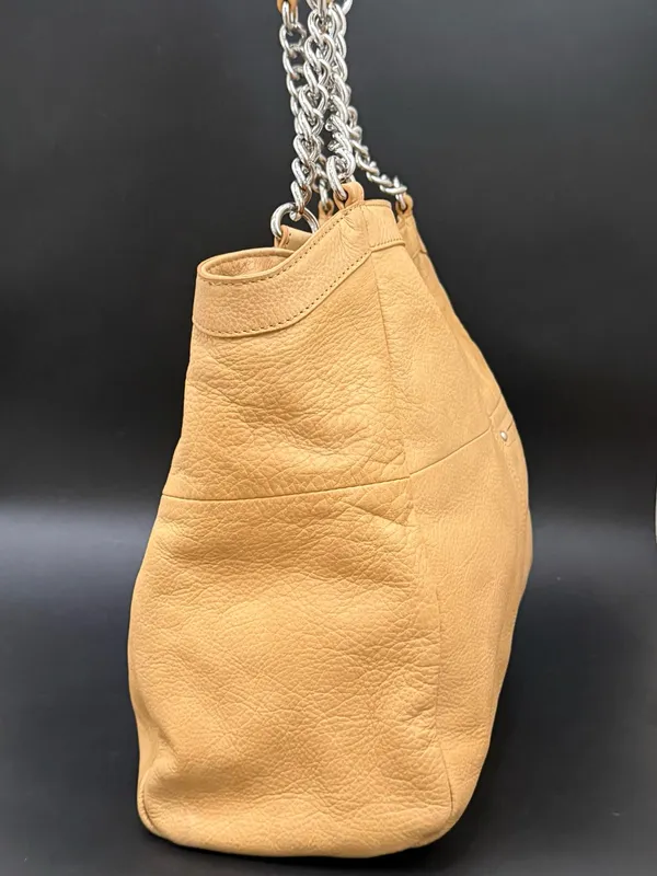 B. MAKOWSKY Beige Tan Pebbled Leather Chain Strap Tote Shoulder Bag - Image 2