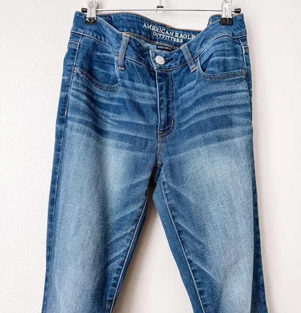 American Eagle Super Stretch Jegging Medium Wash Size 8 - Image 3