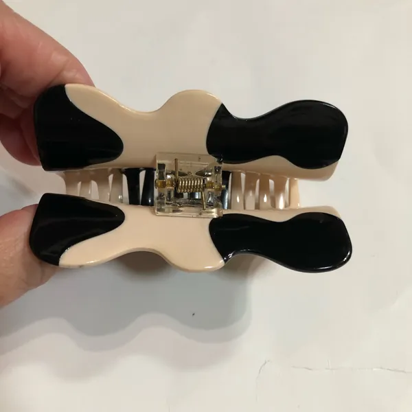 Invisibobble Boldly Clipstar Cowgirl Dream Hair Claw Clip - Image 2