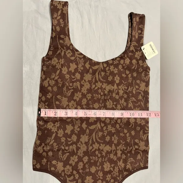 Free People PRINTED CLEAN LINES Clean Lines Bodysuit Size M/L - Image 8