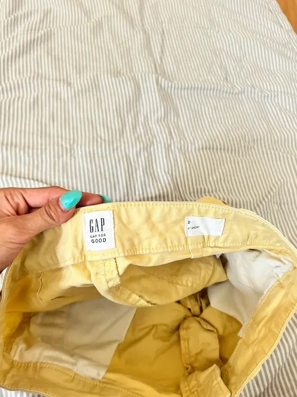 Gap Shorts - Image 3
