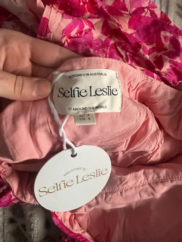 Selfie Leslie Dress - Image 11