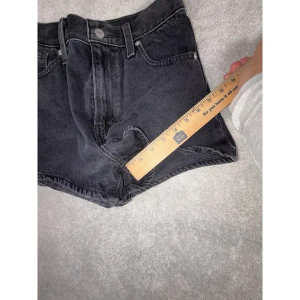 levis high waisted mom shorts black washed 26 - Image 8