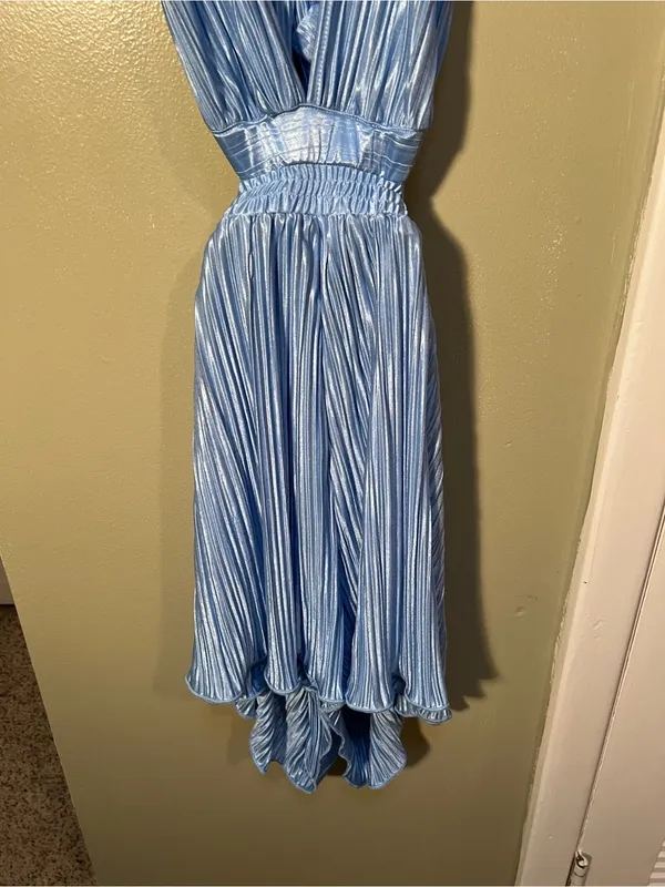 Women’s Sz Large Romper Halter Neck Deep V-Neck Light Blue Pleated Plisse Ruffle - Image 3
