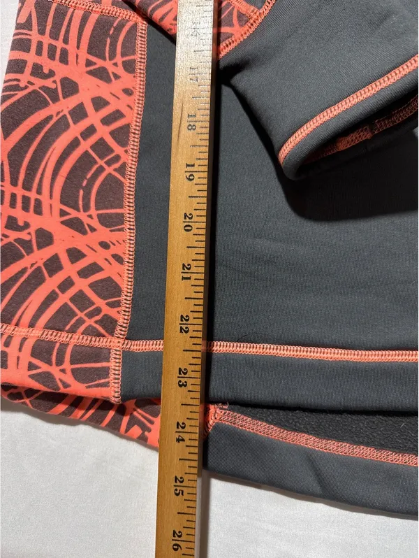 Avalanche Outdoor Inspired Half-Zip Pullover Hoodie - Size L - Image 6
