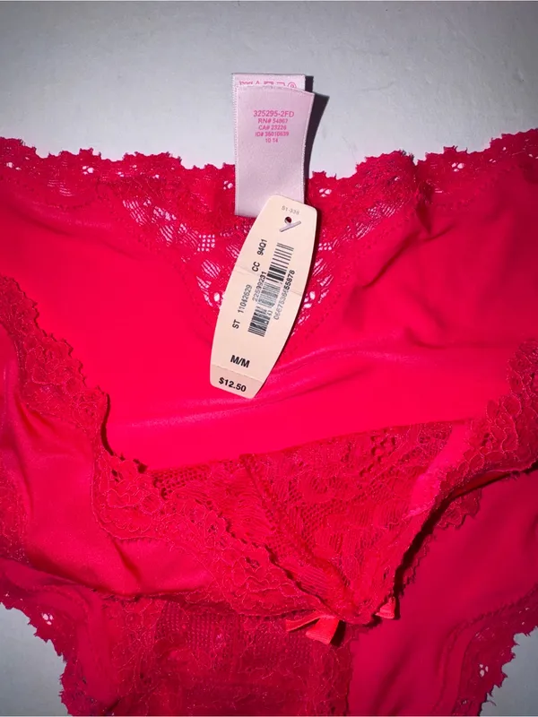 Victoria’s Secret Neon Coral Lace Push Up Bra 34DDD & Medium Panty NEW - Image 4