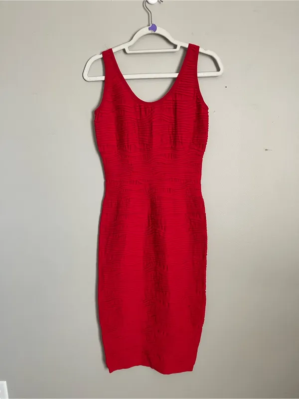 2 HEARTS Sleeveless Red Textured Bodycon Dress Sz OS - Image 2