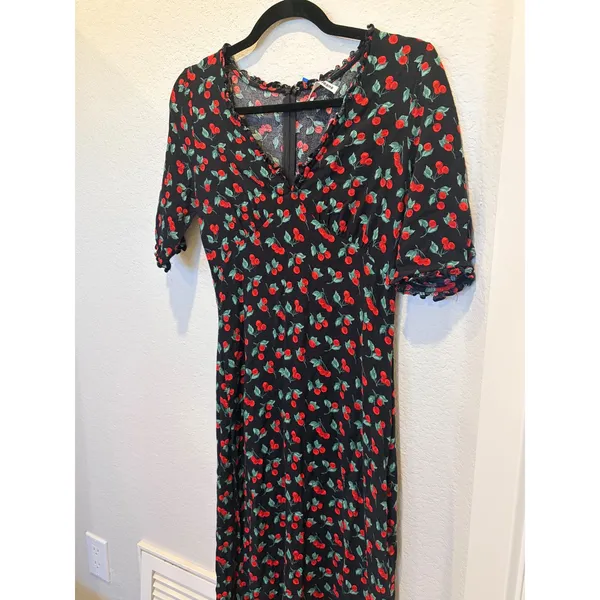 Reformation Alia Cherry Print Midi Dress Black V-Neck Ruffle Size 4 - Image 6