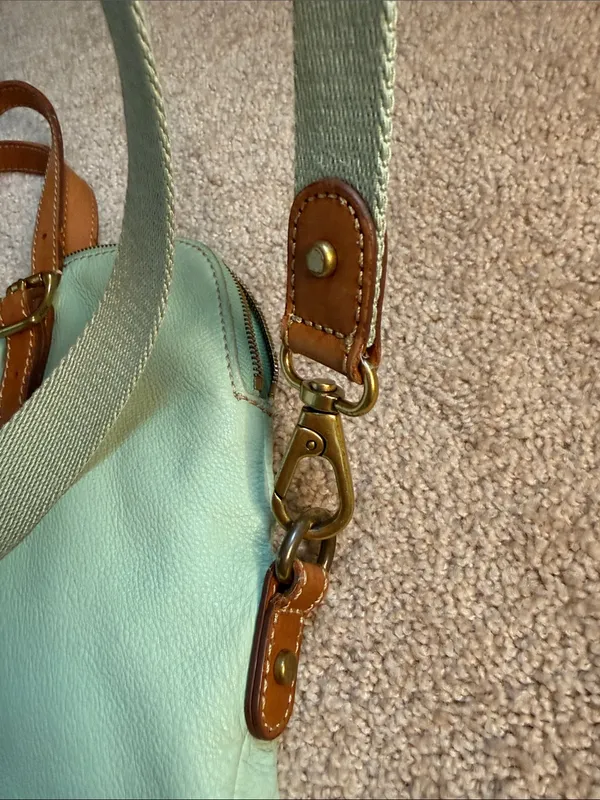 Fossil Leather Fold Over Tote Mint Green Crossbody Bag - Image 11
