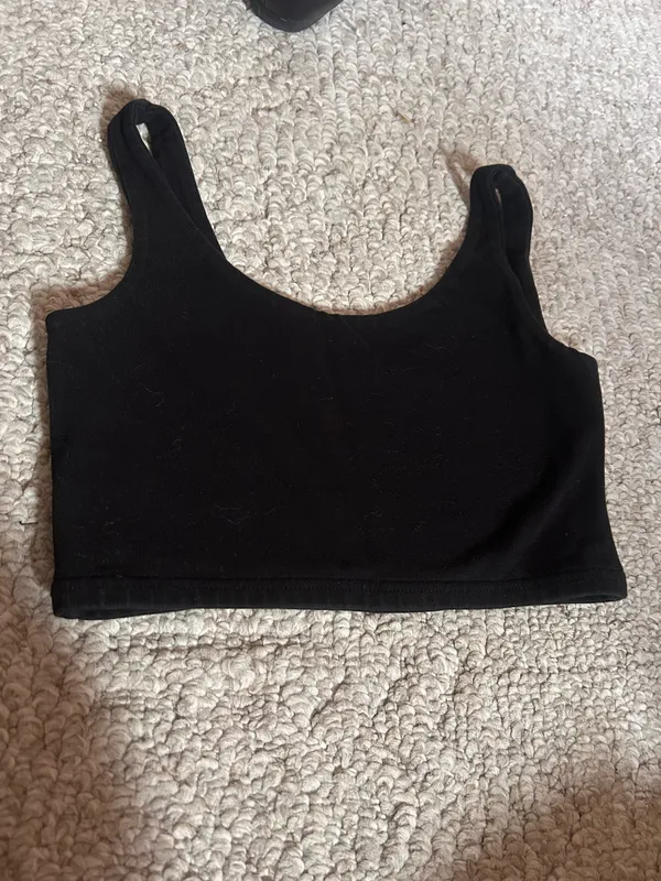 Brandy Melville / John Galt Cropped Tank Top Black - Image 2