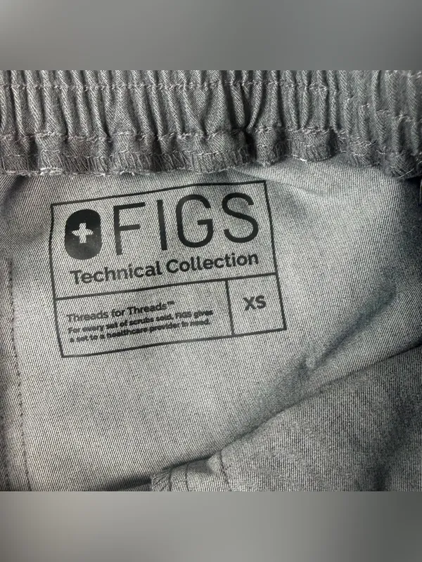 Figs Technical Scrubs Gray Top Pants Set Women's Size XSmall - Image 14