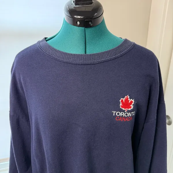 Vintage Navy Blue Toronto Canada Pullover Sweatshirt Cotton Blend Medium - Image 2