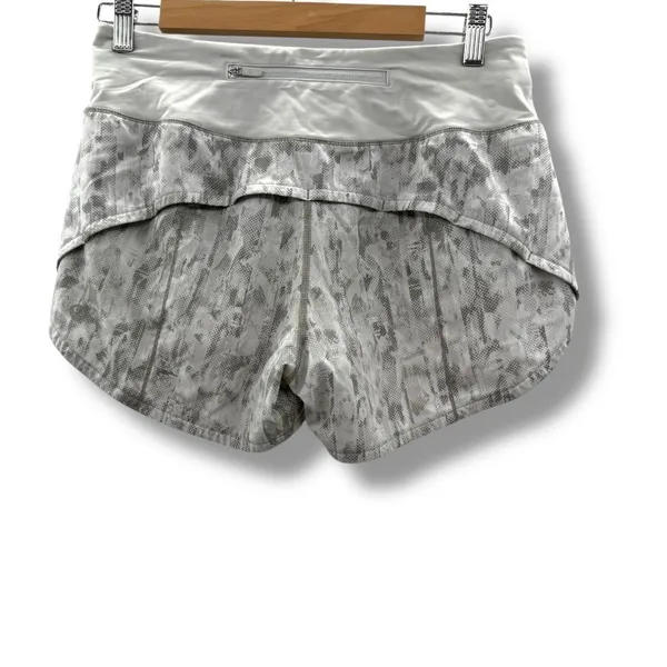 Lululemon‎ Speed Up Shorts Women's 6 City Breeze Alpine White Running Athletic - Image 2