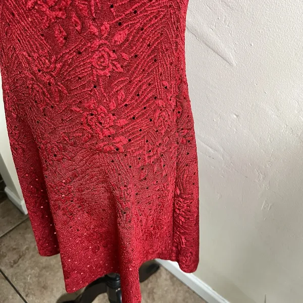 Connected Apparel Red Floral Sparkle Fit & Flare Mini Dress Size 6 Petite Y2K - Image 7