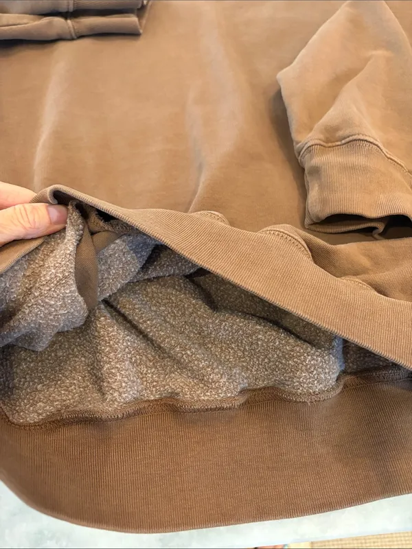 Brandy Melville Brown Crewneck Sweatshirt - Image 4