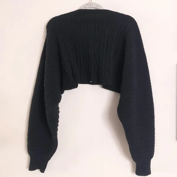 Alo Cable Knit Shawl Black One Size - Image 15
