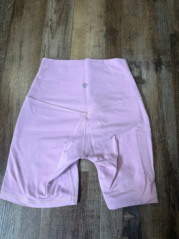 Size 2 lululemon biker shorts pink 6 in - Image 3