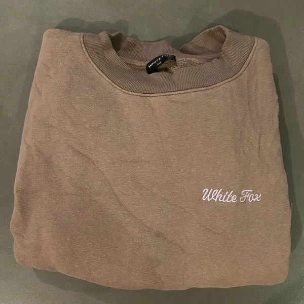 White Fox Brown Sweatshirt - Image 6