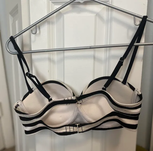 Black And White Bikini Top - Image 3