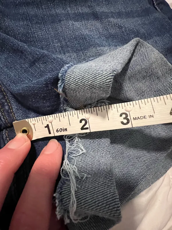 Southern Tide Hayes Blue Jean Shorts - Image 6