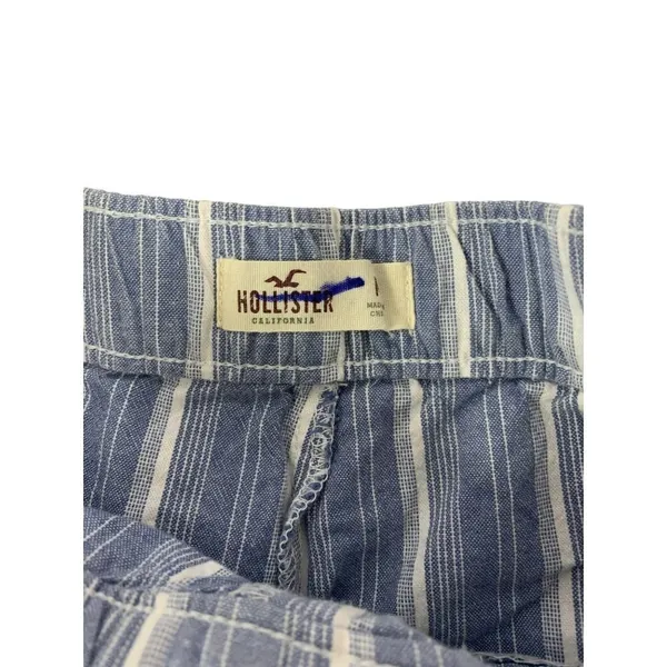 Hollister Women's Blue & White Stripe Pants - Image 3