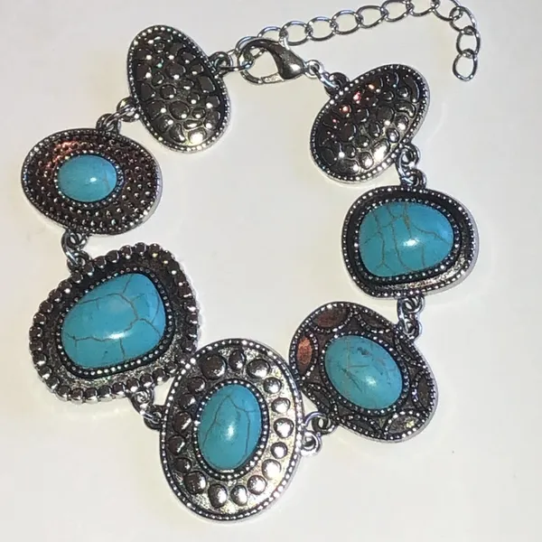 Faux Turquoise Stone Vintage-Style Silver Tone Bracelet - Image 2