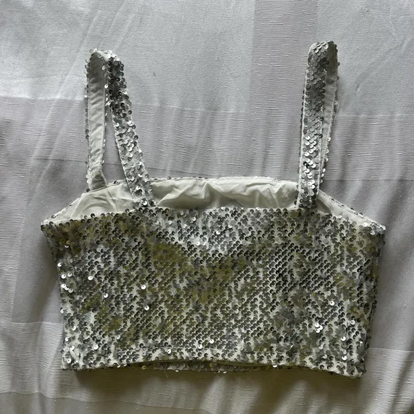 Forever 21 Silver sequined crop top - Image 2