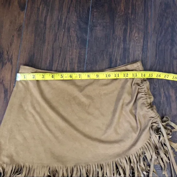 90s Vintage Y2K Faux Suede Brown Fringe Mini Tassel Bead Skirt Western Boho Hippie Gypsy Rave #Festival #Grunge #Hipster #Bohemian #1970s inspired Southwestern Navajo Rodeo Plur Coachella Sz M - measurements in pics - Image 5