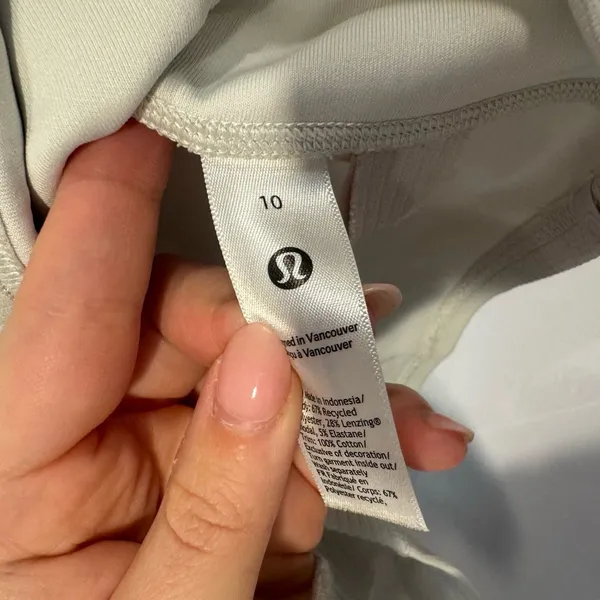 Lululemon ribbed softstreme‎ off white tank top - Image 2
