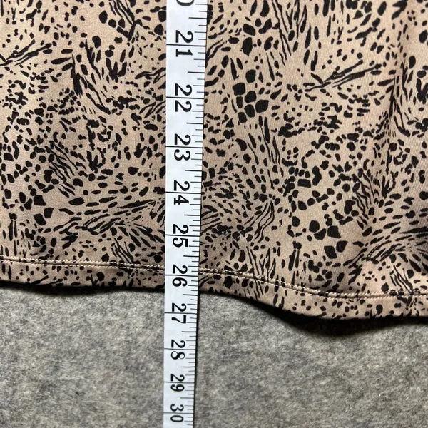Cuddl Duds Microwear Long Sleeve Top Tan Black Animal Print Crew Neck‎ Womens M - Image 3