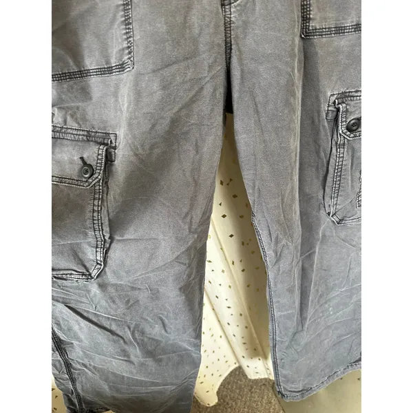 American Eagle Women's Faded Baggy Jogger Wide Leg Cargo Parachute Pants 18 - Image 3
