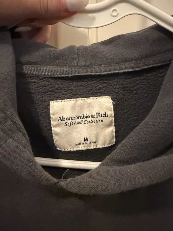 Abercrombie Sweatshirt - Image 2