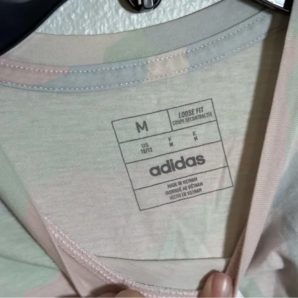 Adidas Women Loose Fit‎ Shirt Tie Dye Cropped Logo Top size M - Image 4