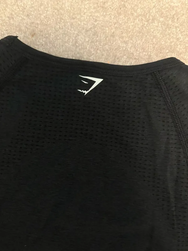 Gymshark Top Crop Long Sleeve Black - Image 3