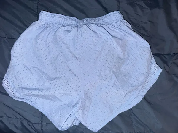 Nike shorts - Image 2