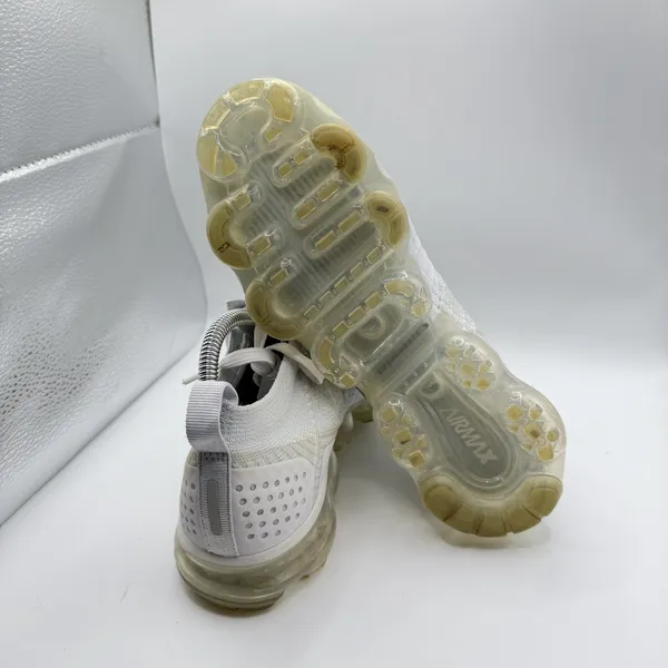 Nike Air Vapormax Flyknit 2 Triple White Vast Grey 942843-105 Women's Size 8.5 - Image 7