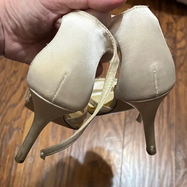 Off White Satin Strappy Jeweled Heels Size 7 - Image 7