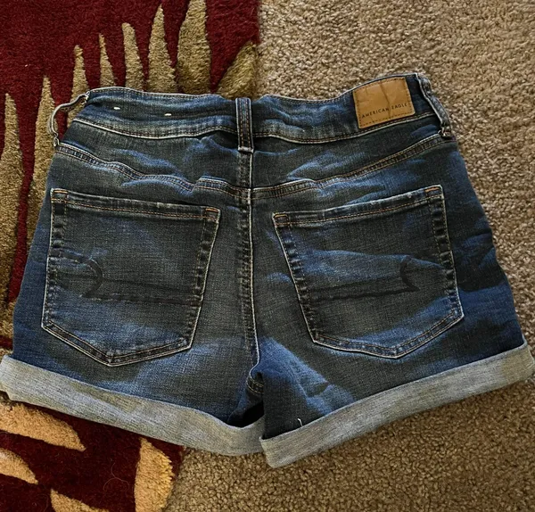 American Eagle Shorts - Image 2
