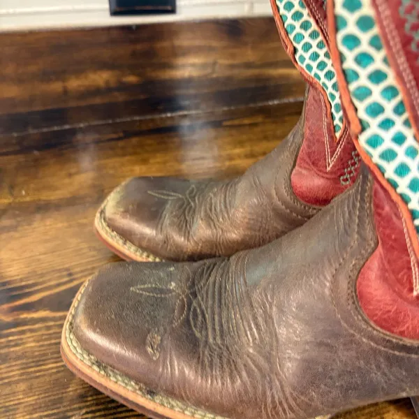 Ariat Brown And Burgundy VentTEK Ultra Western Boot‎ Size 6.5 - Image 5