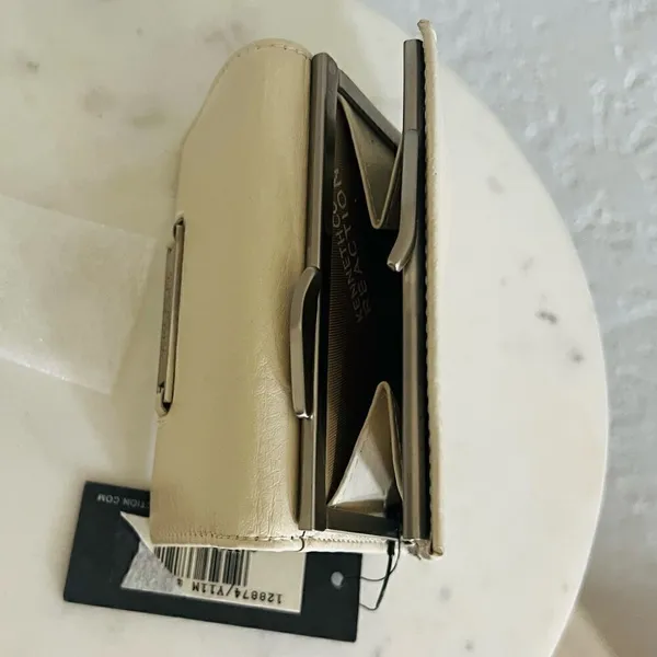 KENNETH COLE REACTION VINTAGE WALLET WITH‎ SOLAR POWERED CALCULATOR, Ivory, NWT - Image 7