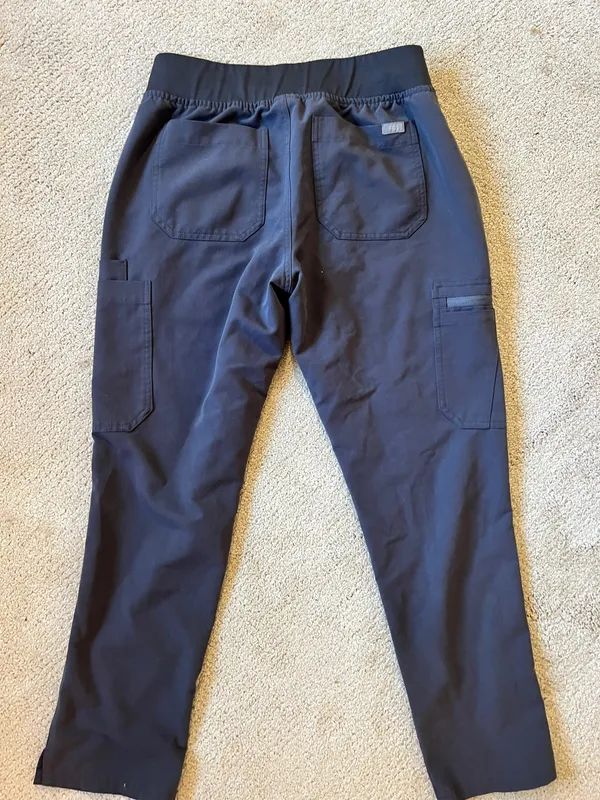 FIGS Scrub Pants Petite - Image 3