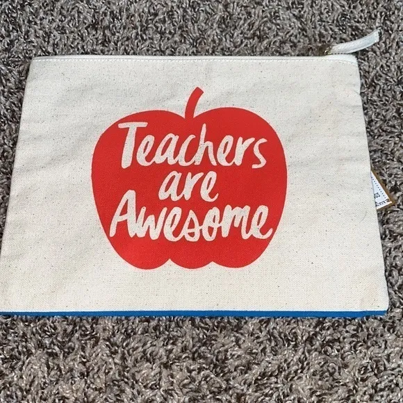5/$30 🎈 Teachers are awesome‎ carry all pouch - Image 4